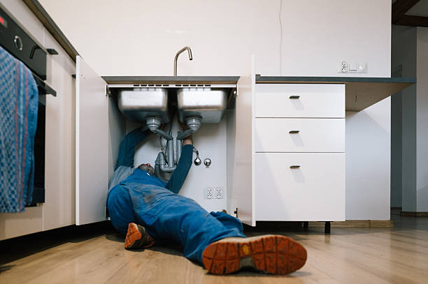 Professional Leak Detection technician working in Beulah, ND